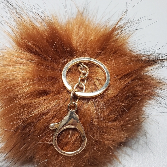 3/$15 unbranded brown faux fur Keychain - Picture 2 of 5